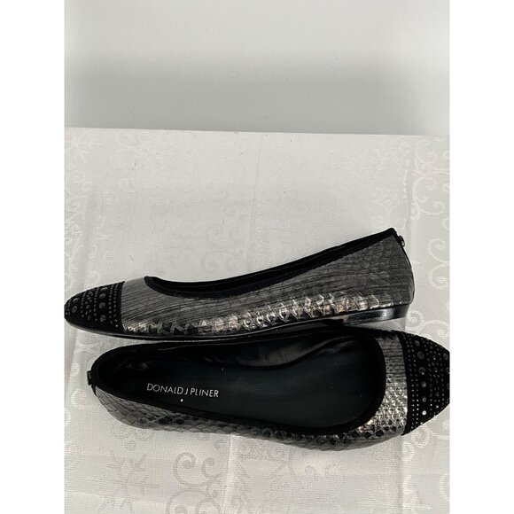 Donald J Pliner Womens Black Snakeskin Embellished Ballet Flats Size 9M - Picture 4 of 8
